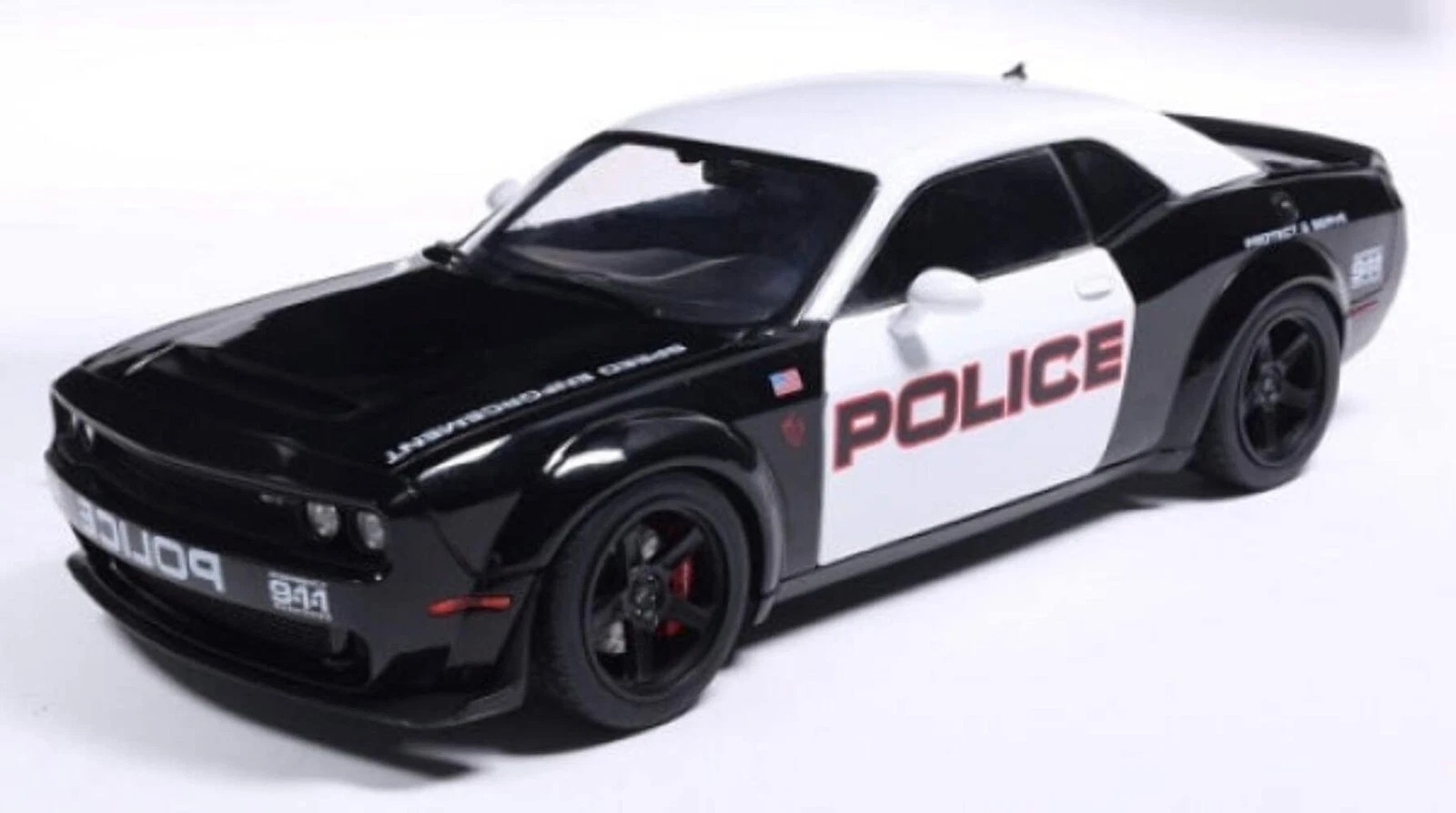 Solido 2023 Dodge Challenger R/t Scat Pack Widebody Highway Police, Black/white/red 1:18