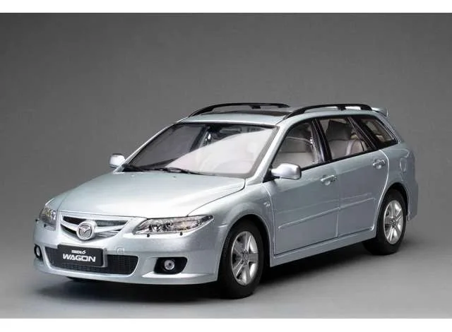 SunStar Mazda 6 Wagon, glacier silver metallic 1:18