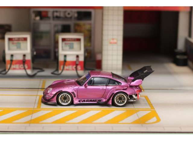 Street Weapon 993 with high tail, metallic purple 1:64