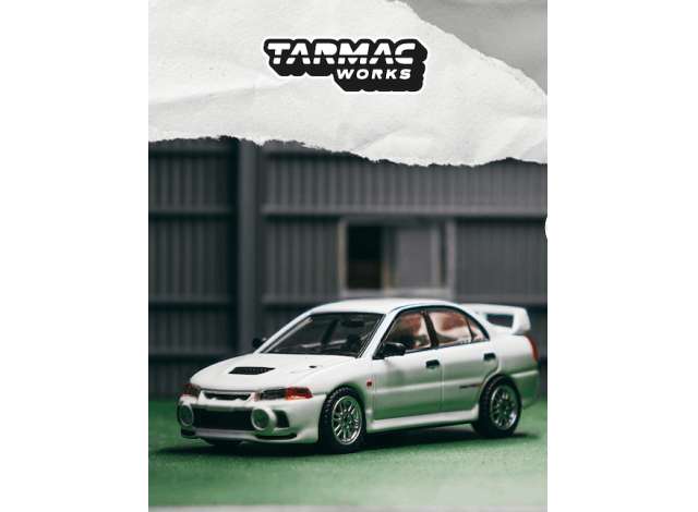 Tarmac 1996 Mitsubishi Lancer RS Evolution IV, white 1:64