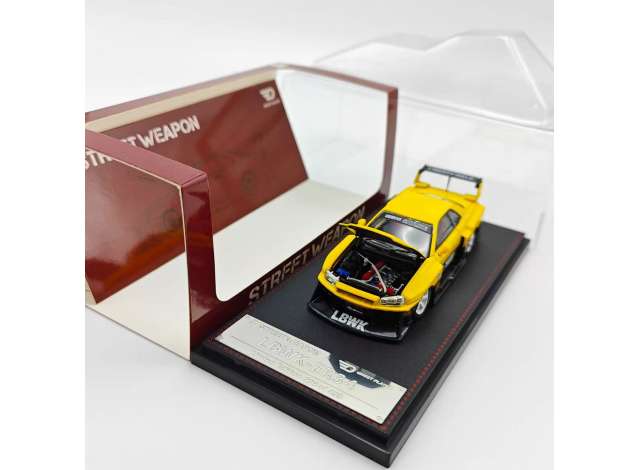 Street Weapon Nissan ER34, yellow 1:64