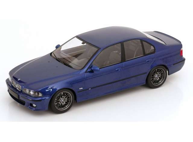 Scale 1998 BMW M5 E39, blue metallic 1:18